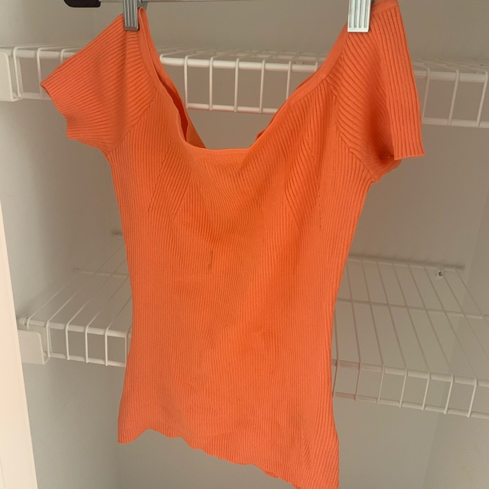 HM Ribbed Skirt and Top Set. NWT
